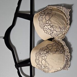 Victoria's Secret Cream & Black Dream Angel Demi Buste Lined Lace Bra Size 34DDD